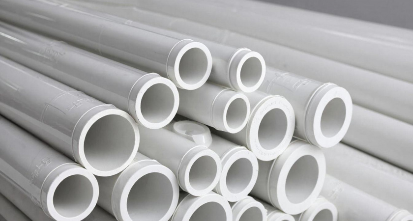 Столбы забора из канализационных труб: быстро и без пучения на полвека