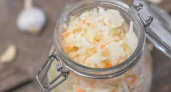 Квашу капусту только так: получается вкусной, сочной и хрустящей — раскрыт старинный русский рецепт всех хозяек