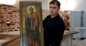 Как восстанавливают уникальные иконы в Вологодской области при помощи рыбьего жира и электрошпателя 