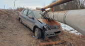 В Вологодской области водитель слетела с дороги в кювет и врезалась в трубопровод