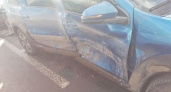 Пассажирка получила травмы в аварии с участием двух автомобилей в Вологде