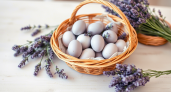 Модный сиреневый оттенок для пасхальных яиц: давно забытый метод окрашивания природными красителями