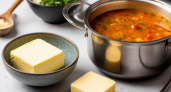 Зачем добавлять сливочное масло в суп — запомните это раз и навсегда