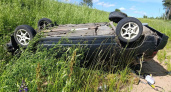 В Вологодской области, уходя от столкновения, молодой водитель вылетел в кювет
