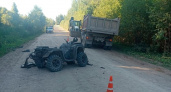 В Вологодской области подростки на квадроцикле столкнулись с грузовиком