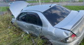 Пьяная гонщица без прав врезалась в забор в Вологодской области 