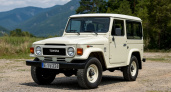 Легенда бездорожья: культовый авто Toyota Land Cruiser 40 продают в России — по цене двух новых Land Cruiser 250