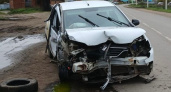 Пассажирка без ремня безопасности пострадала в лобовом столкновении под Вологдой