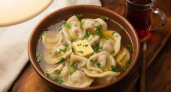 Не «лаврушка» и не укроп: что добавить в бульон для пельменей — вкус уровня мишленовского ресторана