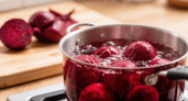 Свекла оставляет только 50% вкуса в кастрюле с водой: вот как правильно нужно ее готовить — проще и без варки