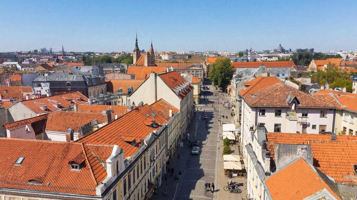 Этот город называли дырой, а теперь туда валит молодёжь: цены на жильё смешные, работы полно, а по культуре реально обогнал столицы