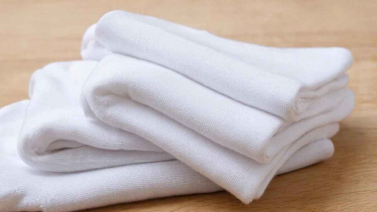 Возвращаю носкам прежнюю белизну за копейки: точно проверенный десятилетиями способ из журнала "Крестьянка"