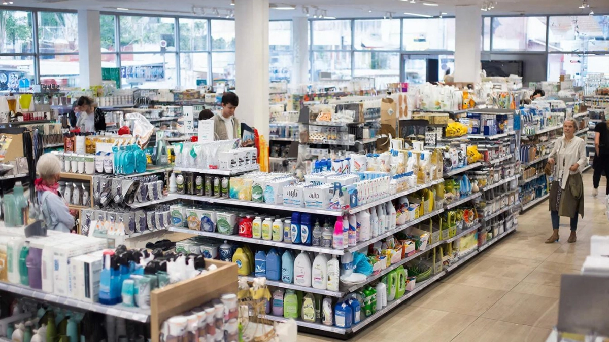 В Фикс Прайс вышла новая праздничная коллекция: 8 товаров, которые точно сделают день и подарки особенными