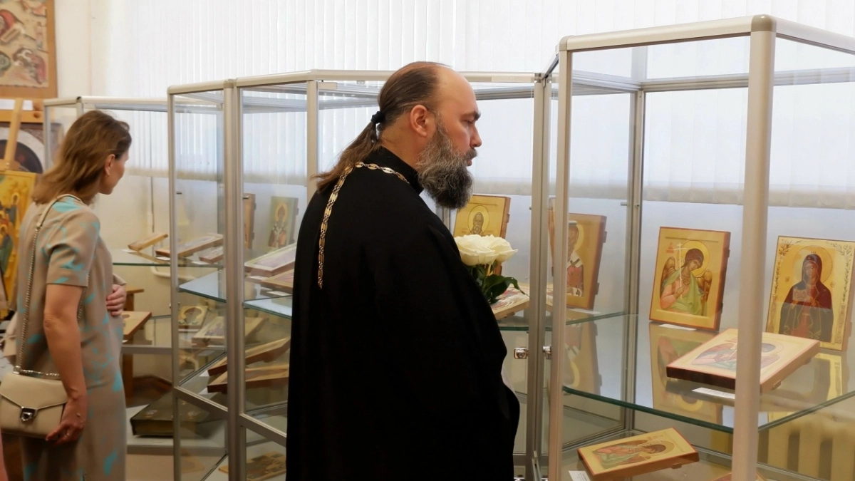 Выставка ценностей церковного искусства открылась в Вологодской области 