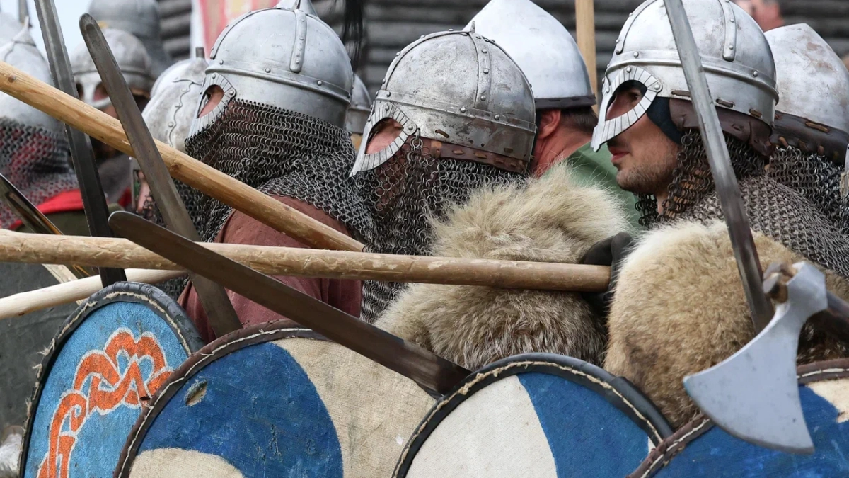 Фестиваль “Небо Славян” в Вологодской области собрал около 140 реконструкторов
